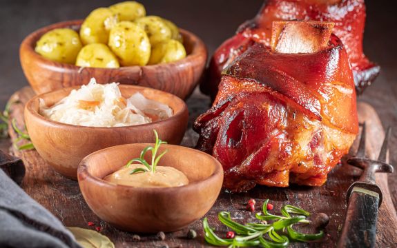Catering: Schweinshaxe